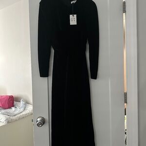 Junees EPIK ruched front velvet dress